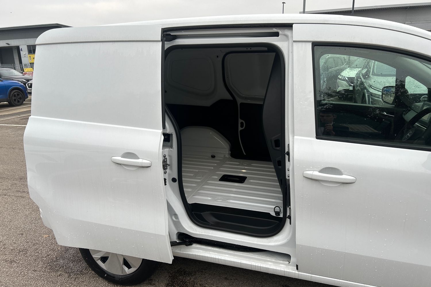 Vehicle 44