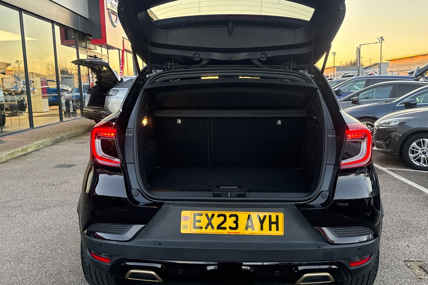 Used Renault Captur 2023 for sale - 76966761: Photo 24