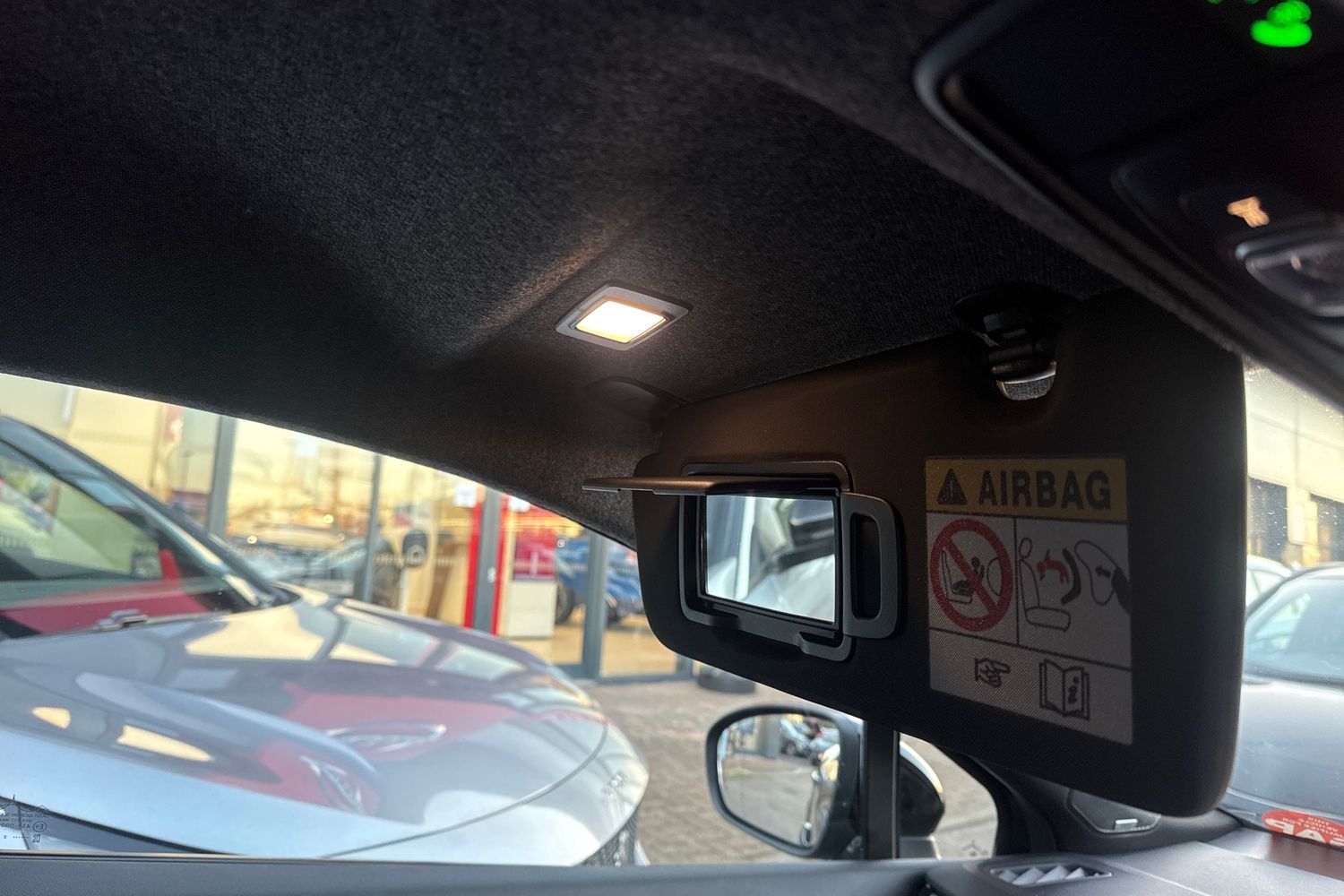 Used Renault Captur 2023 for sale - 76966761: Photo 31