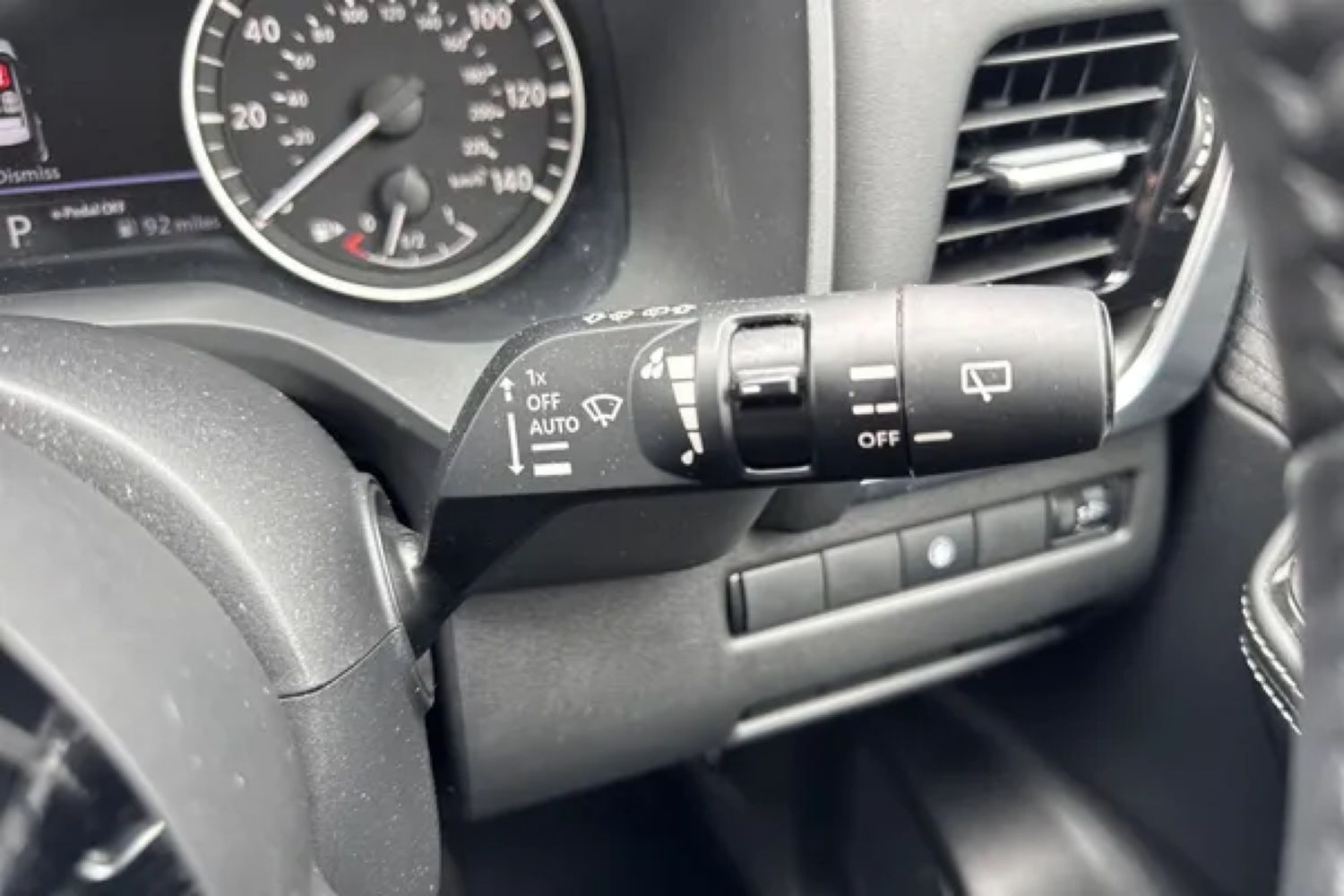 Used Nissan X-Trail 2025 for sale - 76130512: Photo 36