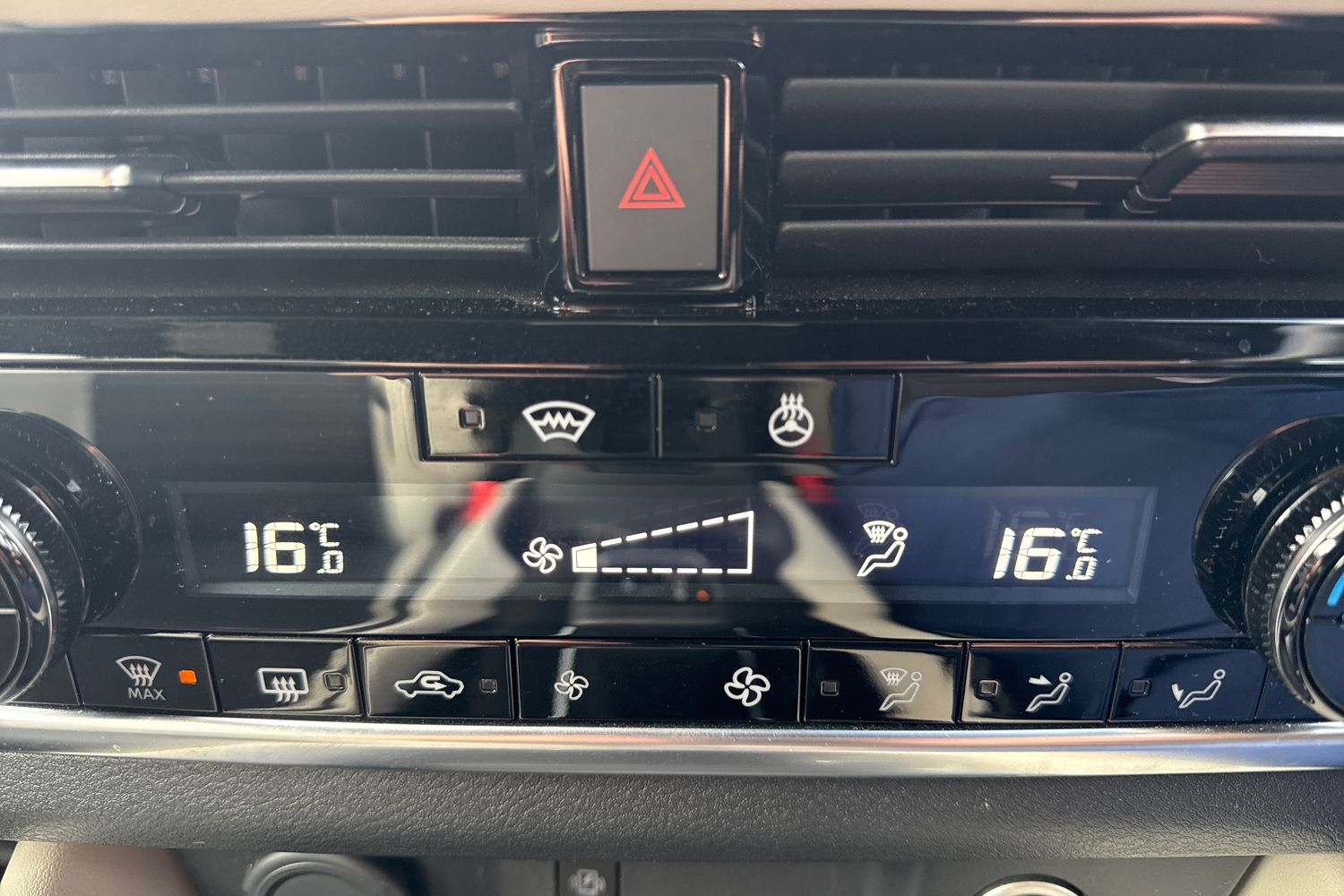 Used Nissan Qashqai 2021 for sale - 76124450: Photo 42