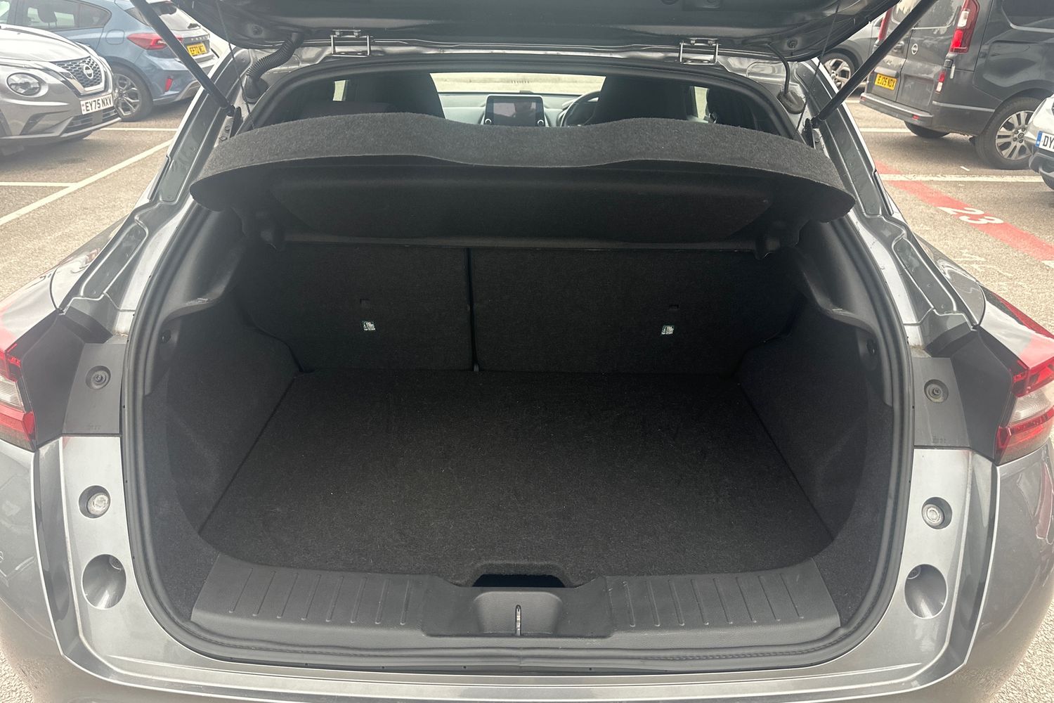 Used Nissan Juke 2020 for sale - 76130585: Photo 24