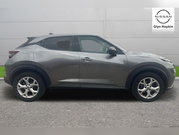 Used Nissan Juke 2020 for sale - 76130585: Photo 2