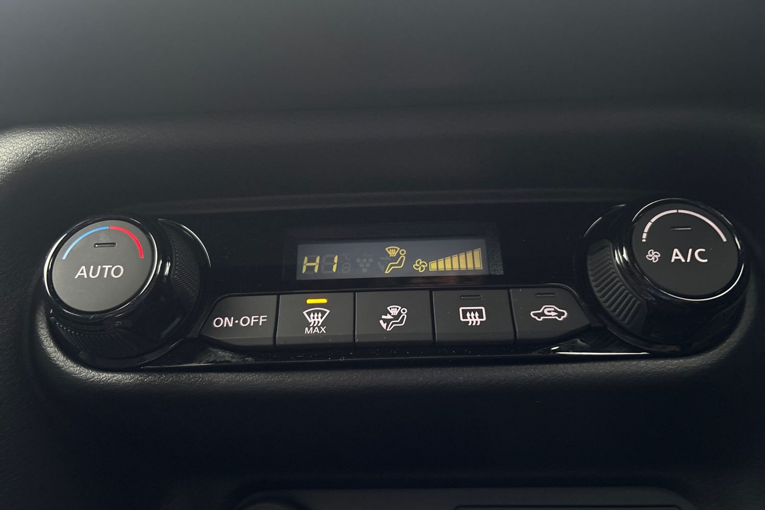 Used Nissan Juke 2024 for sale - 76915024: Photo 15