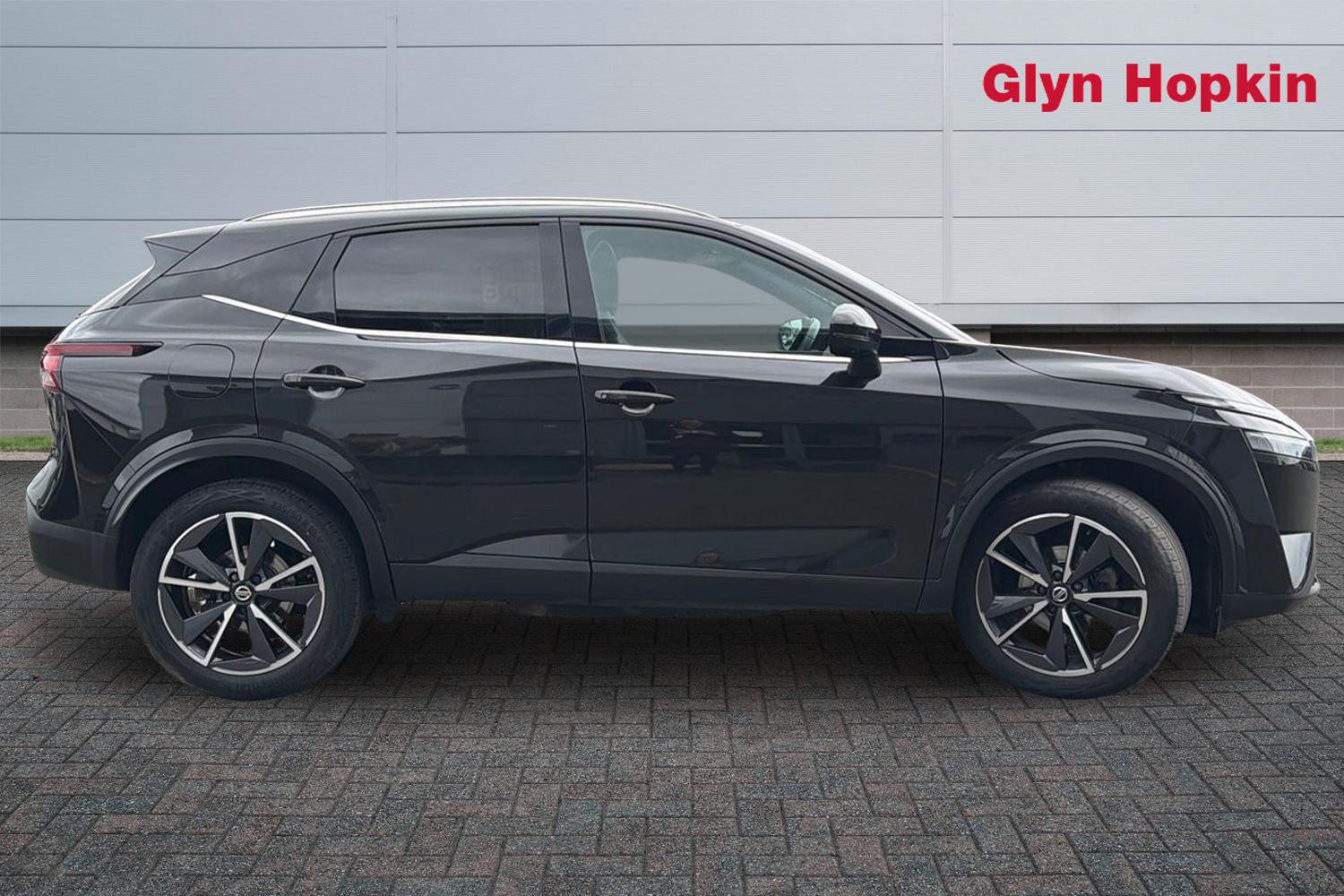 Used Nissan Qashqai 2022 for sale - 77665103: Photo 2