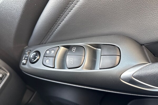 Used Nissan Juke 2025 for sale - 75751189: Photo 16