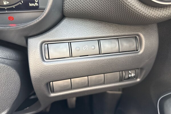 Used Nissan Juke 2025 for sale - 75751189: Photo 35
