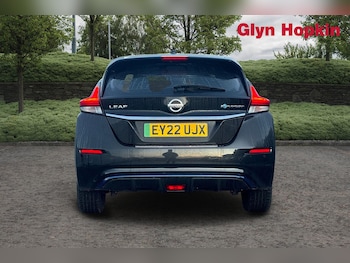 Used Nissan Leaf 2022 for sale - 76901536: Photo