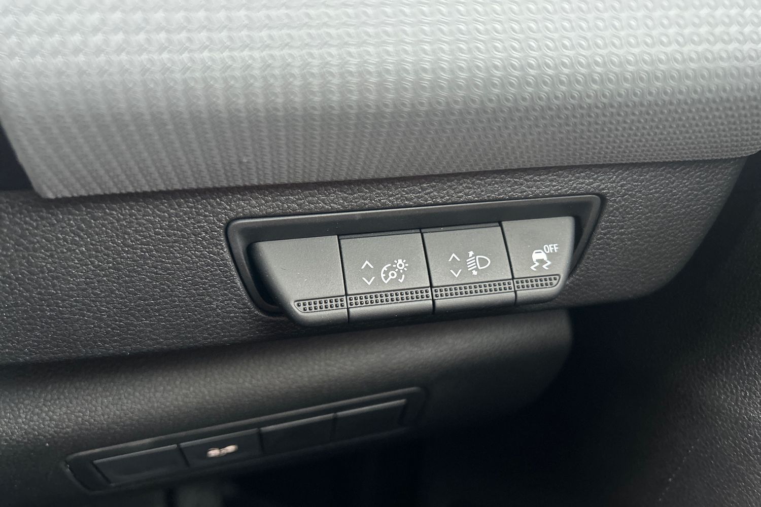 Used Nissan Other 2023 for sale - 76130588: Photo 34