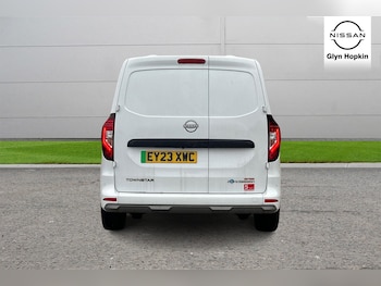 Used Nissan Other 2023 for sale - 76130588: Photo 4