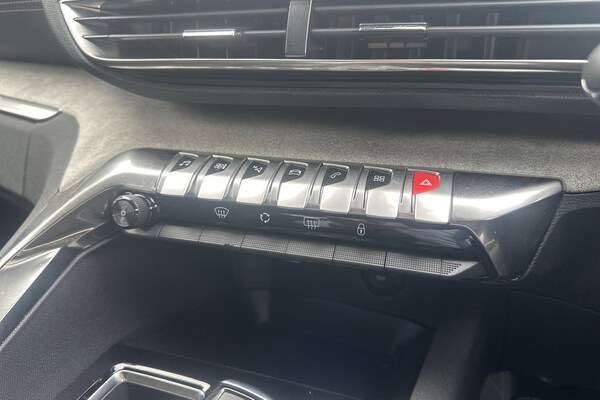 Used Peugeot 3008 2022 for sale - 75751396: Photo 15