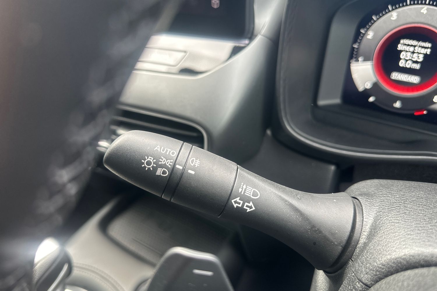 Used Nissan Juke 2024 for sale - 75602867: Photo 32