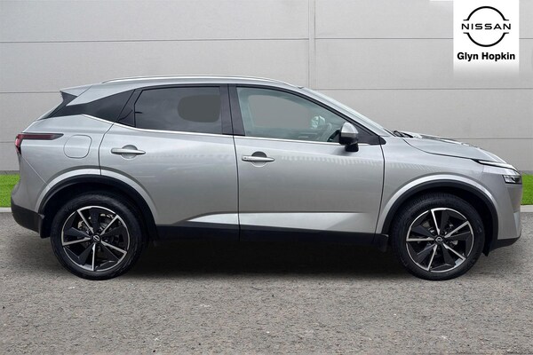 Used Nissan Qashqai 2023 for sale - 75565541: Photo 2