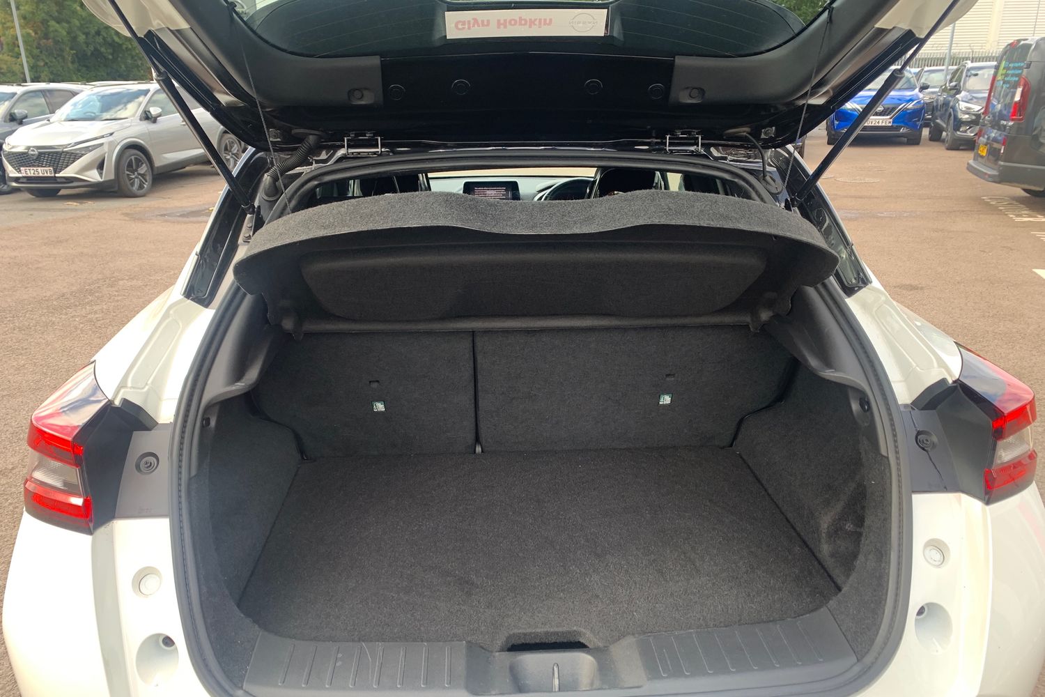Used Nissan Juke 2022 for sale - 76033951: Photo 24