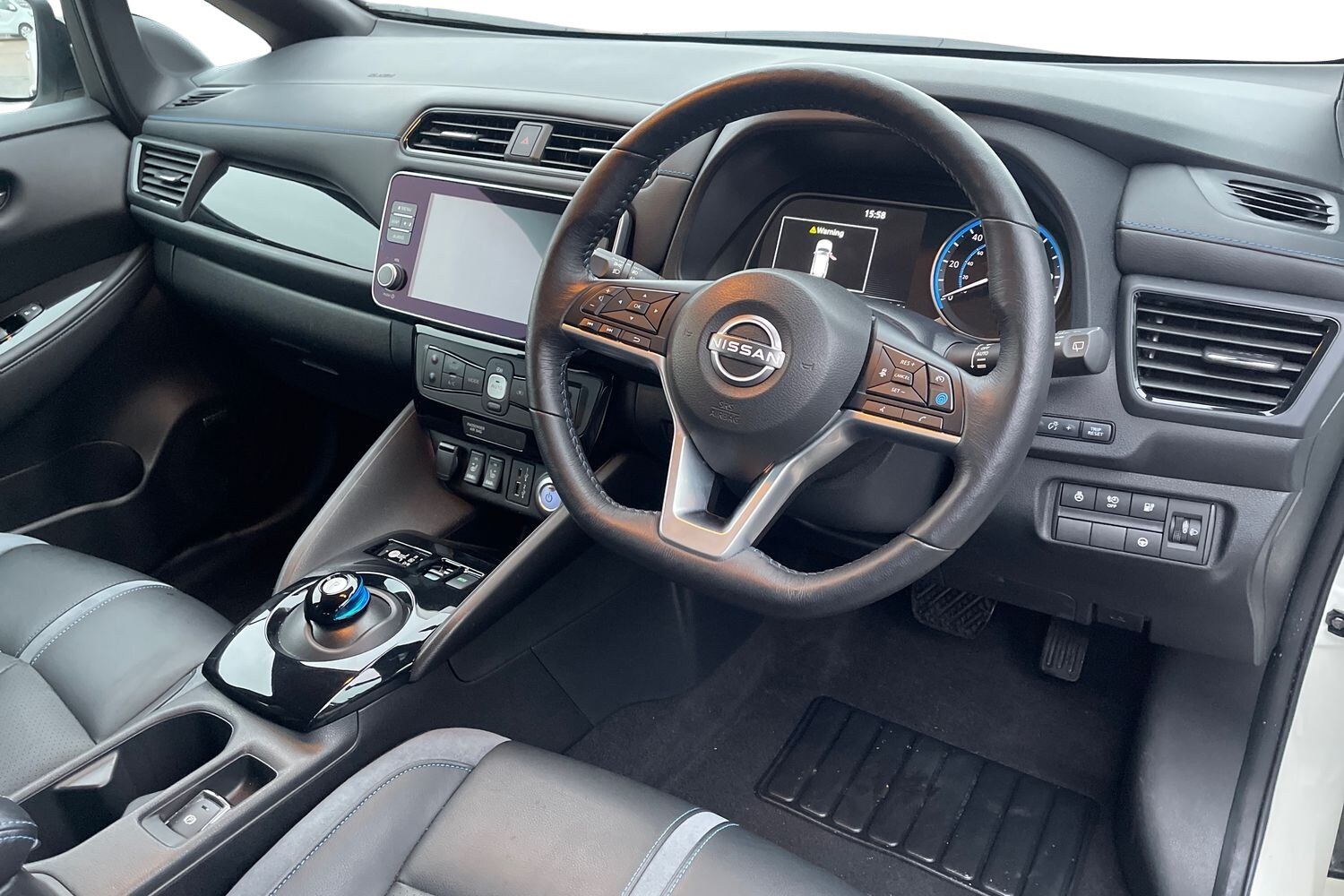 2023 Nissan Leaf 110kW Tekna 39kWh 5dr Auto Hatchback Electric Automatic - Picture 10 of 24