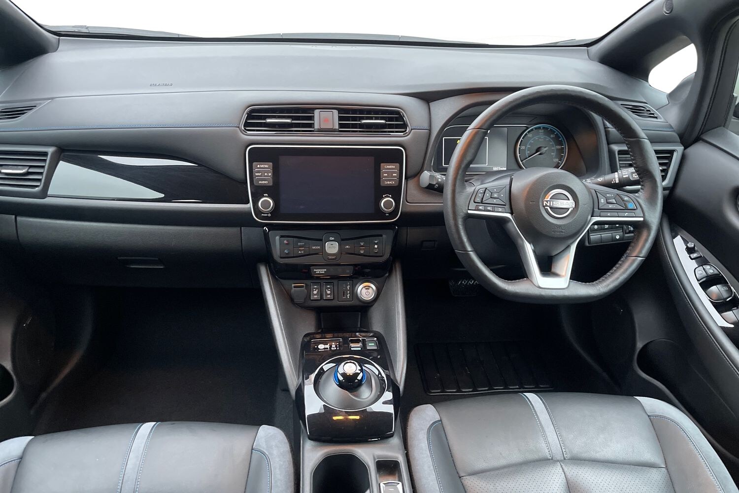 2023 Nissan Leaf 110kW Tekna 39kWh 5dr Auto Hatchback Electric Automatic - Picture 12 of 24