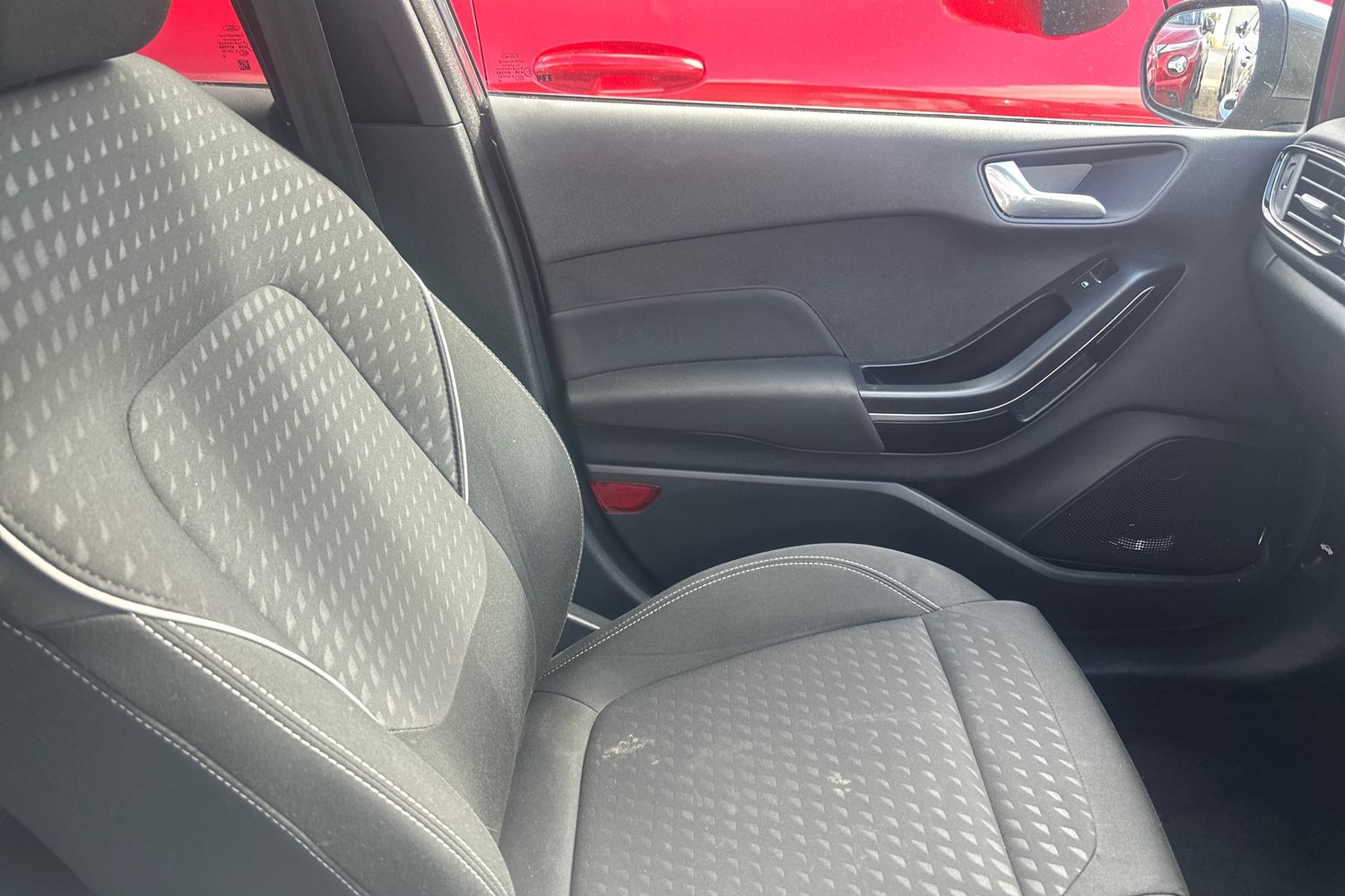 Used Ford Fiesta 2018 for sale - 75921881: Photo 40