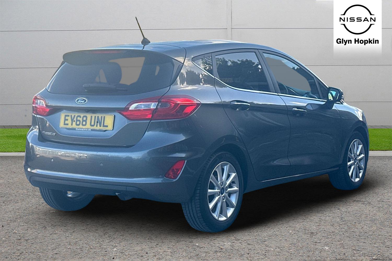 Used Ford Fiesta 2018 for sale - 77353664: Photo 3