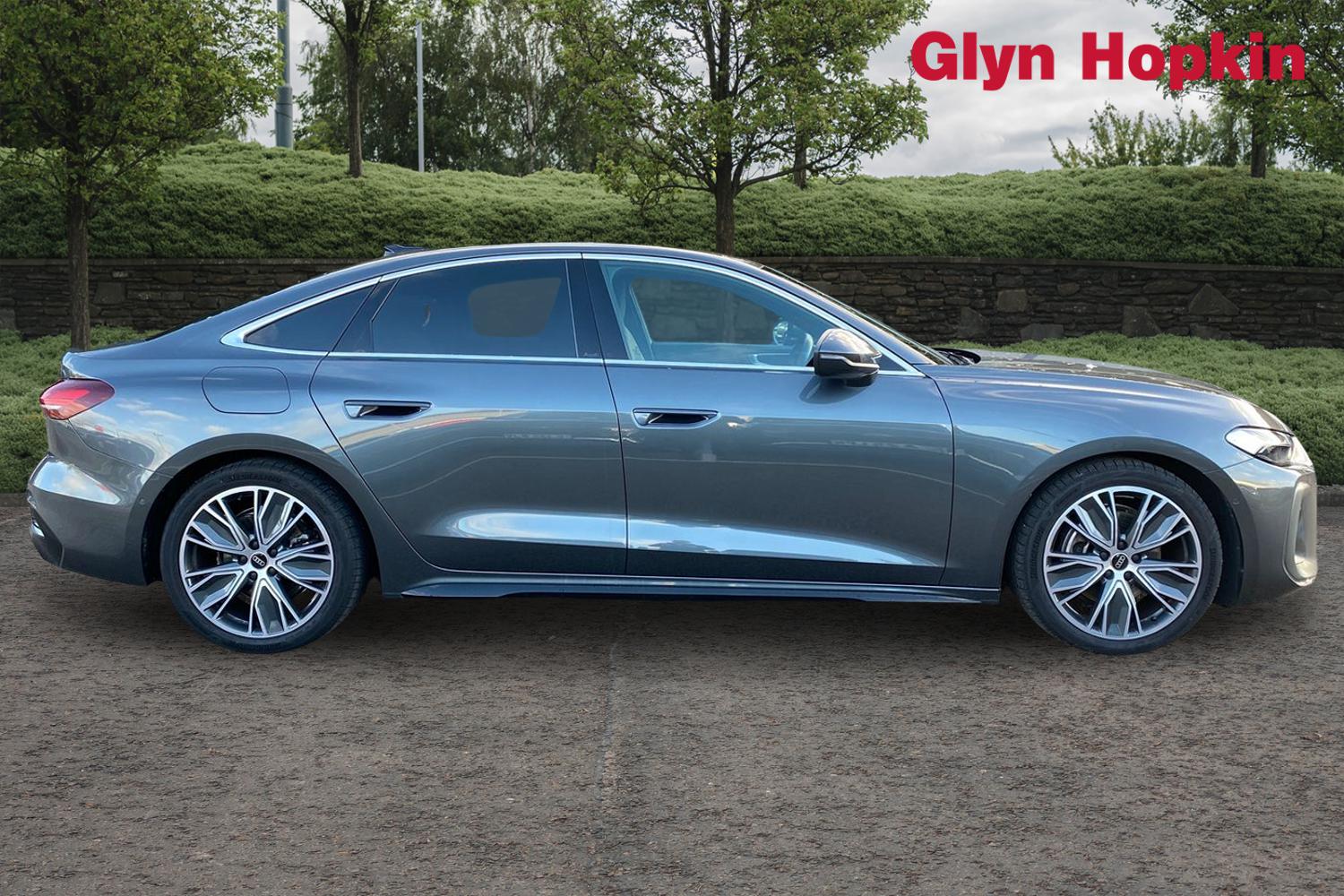 Used Audi A5 2024 for sale - 76540067: Photo 2