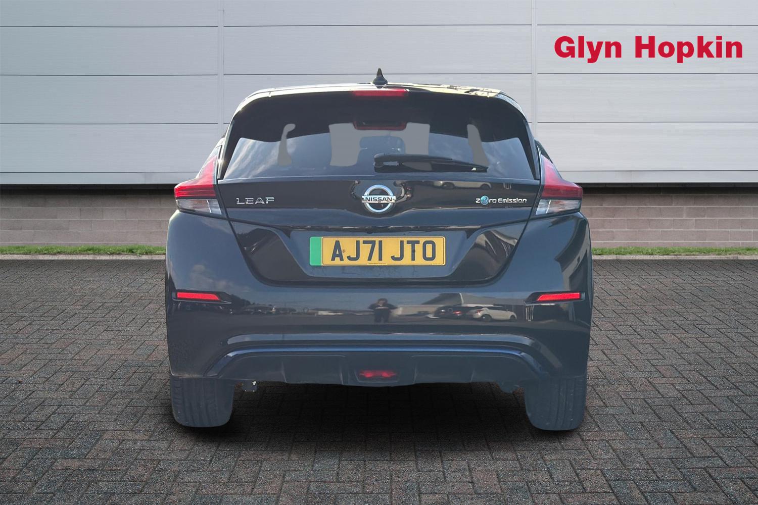 Used Nissan Leaf 2022 for sale - 77653179: Photo 4