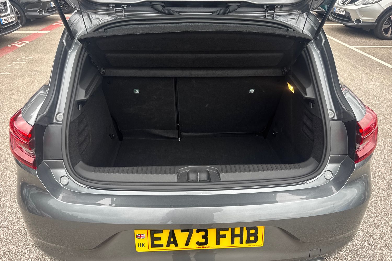 Used Renault Clio 2023 for sale - 75992789: Photo 24