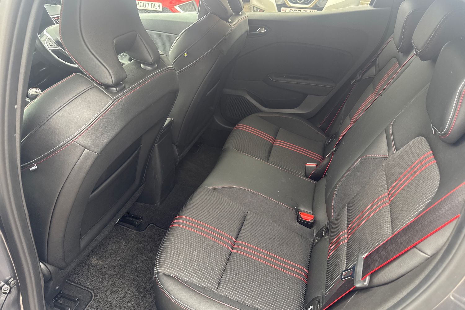 Used Renault Clio 2023 for sale - 75992789: Photo 32
