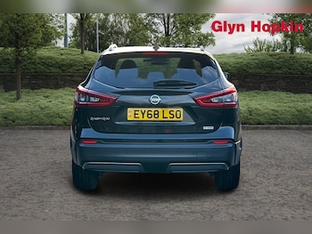 Used Nissan Qashqai 2018 for sale - 77539748: Photo