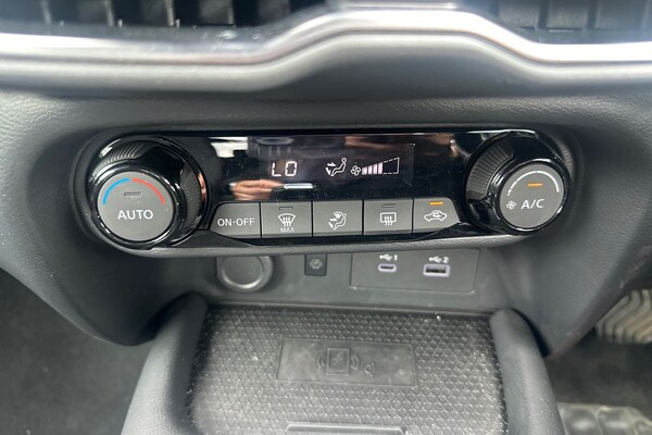 Used Nissan Juke 2024 for sale - 74996540: Photo 37