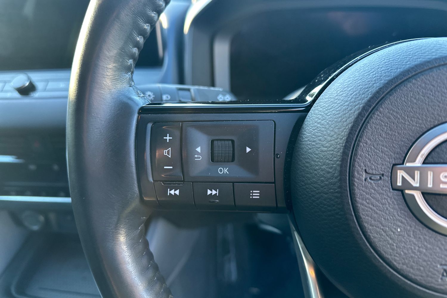 Used Nissan Qashqai 2023 for sale - 77087501: Photo 21