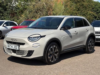 Used Fiat 600 2024 for sale - 76882642: Photo