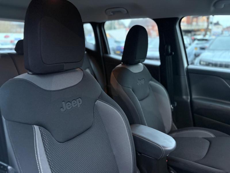 Used Jeep Renegade 2024 for sale - 77233700: Photo 14