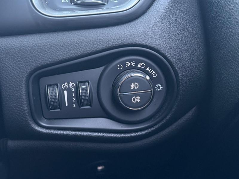 Used Jeep Renegade 2024 for sale - 77233700: Photo 19