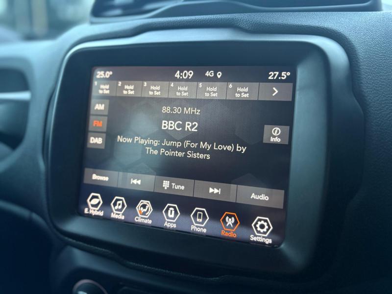 Used Jeep Renegade 2024 for sale - 77233700: Photo 32