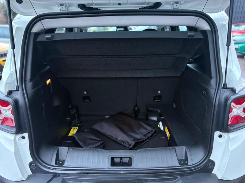 Used Jeep Renegade 2024 for sale - 77233700: Photo 37