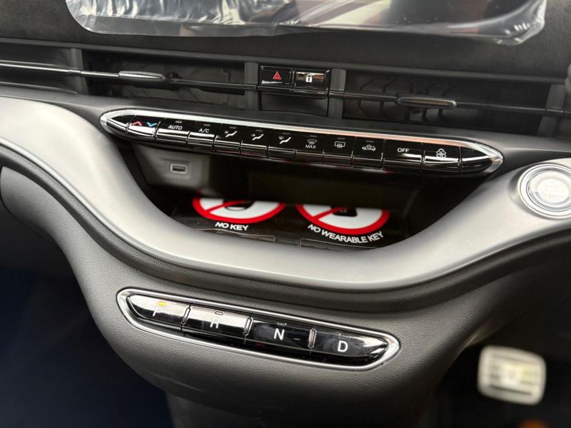 Used Abarth 500 2025 for sale - 76882542: Photo 18