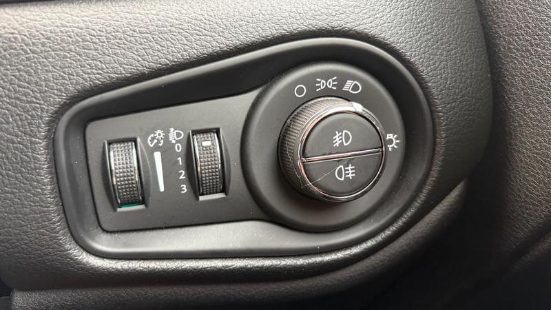 Used Jeep Renegade 2022 for sale - 77631230: Photo 19