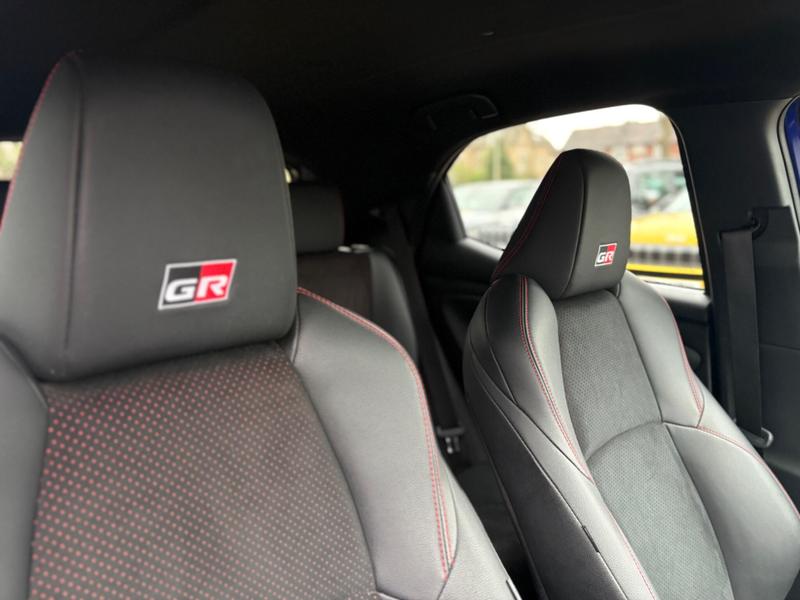 Used Toyota Yaris 2024 for sale - 77332475: Photo 11