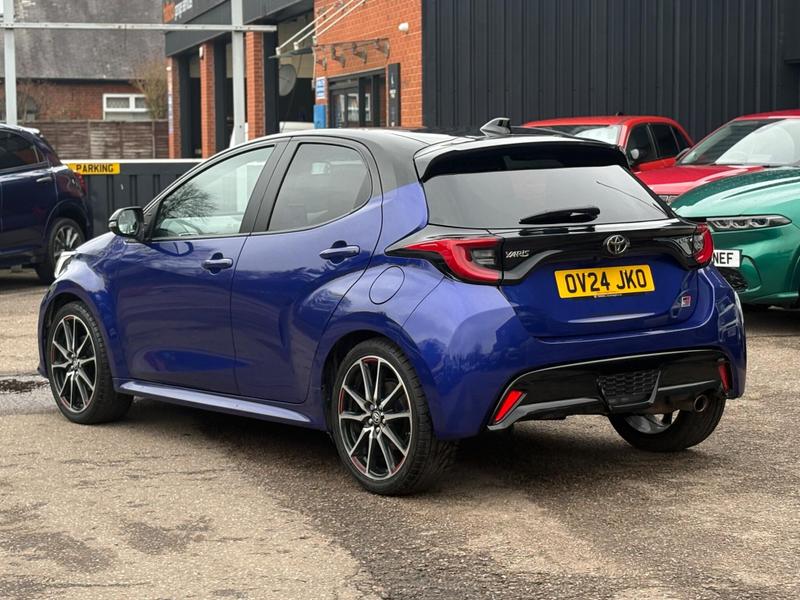 Used Toyota Yaris 2024 for sale - 77332475: Photo 4