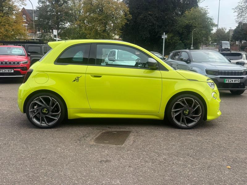 Used Abarth 500 2024 for sale - 76882664: Photo 15