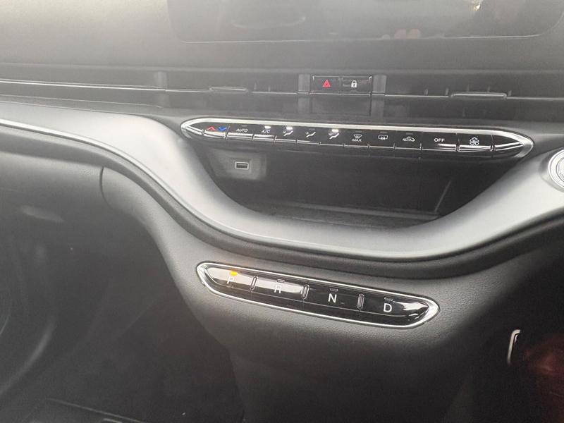 Used Abarth 500 2024 for sale - 76882664: Photo 50