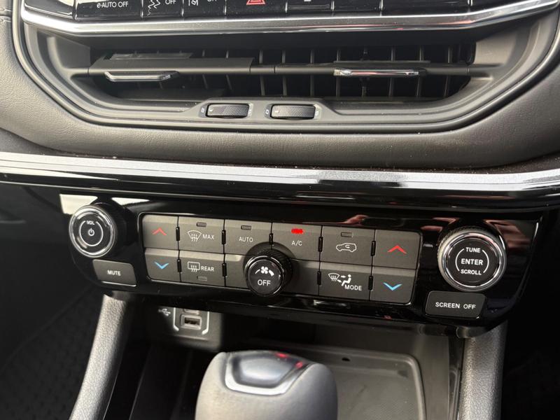 Used Jeep Compass 2026 for sale - 78131529: Photo 9