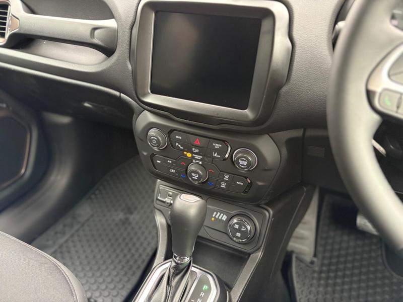 Used Jeep Renegade 2025 for sale - 76888079: Photo 22