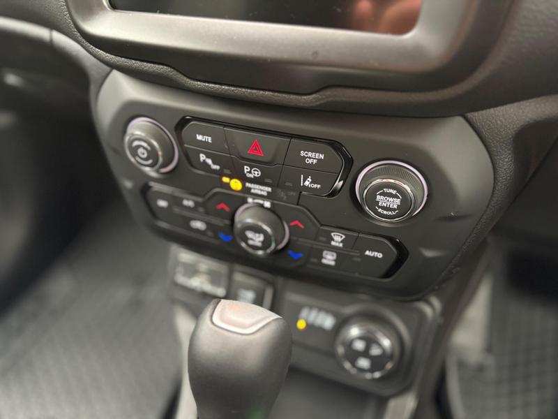 Used Jeep Renegade 2025 for sale - 76888079: Photo 27