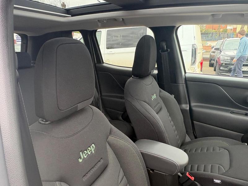 Used Jeep Renegade for sale - 78095008: Photo 17