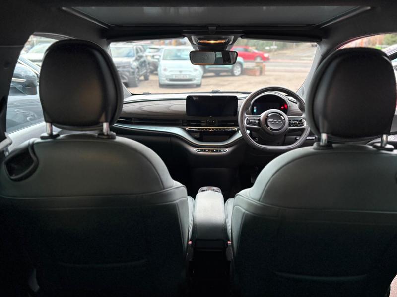 Used Fiat 500 2025 for sale - 76882391: Photo 32