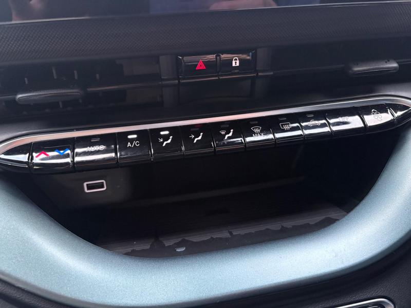 Used Fiat 500 2025 for sale - 76882391: Photo 34