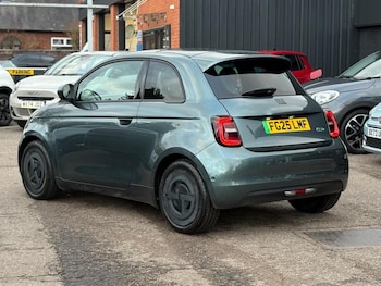 Used Fiat 500 2025 for sale - 76882391: Photo