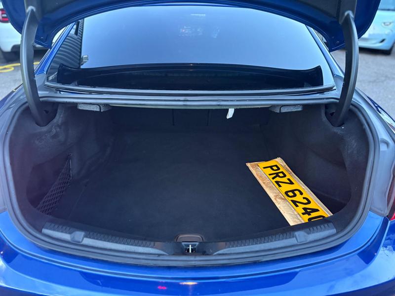 Used Mercedes-Benz E Class 2019 for sale - 76882768: Photo 35