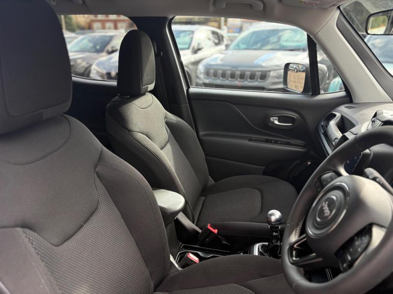 Used Jeep Renegade 2022 for sale - 77631229: Photo 14