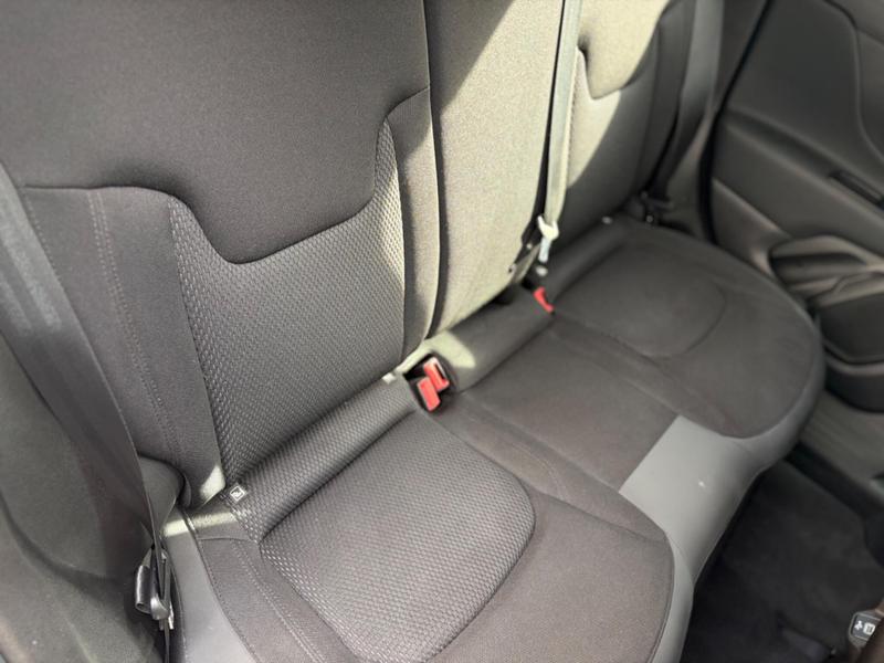 Used Jeep Renegade 2022 for sale - 77631229: Photo 18